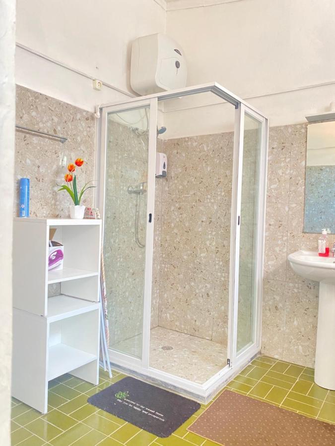 Best Rooms - Quarto 1 Plateau Praia Bagian luar foto